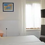 Ξενοδοχείο Fletcher Restaurant De Burghoeve 3*