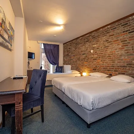 德博格霍夫弗莱彻酒店及餐厅 3* 法尔肯堡