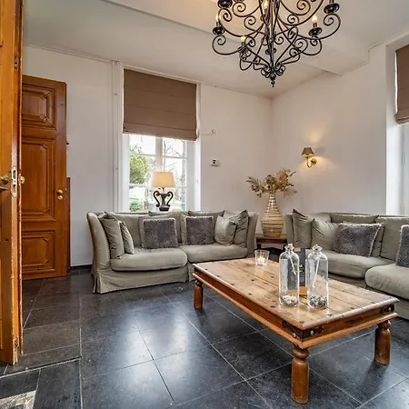 德博格霍夫弗莱彻酒店及餐厅