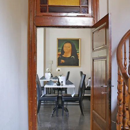 Готель Fletcher Restaurant De Burghoeve 3*