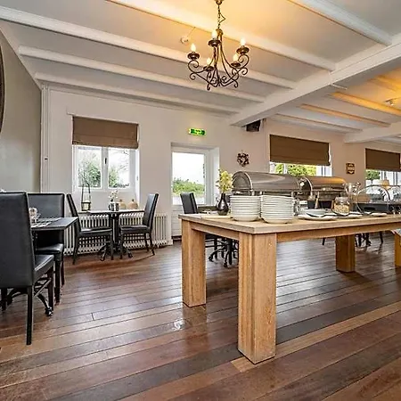 Fletcher Restaurant De Burghoeve 3*