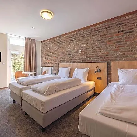 Hotel Fletcher Restaurant De Burghoeve 3*
