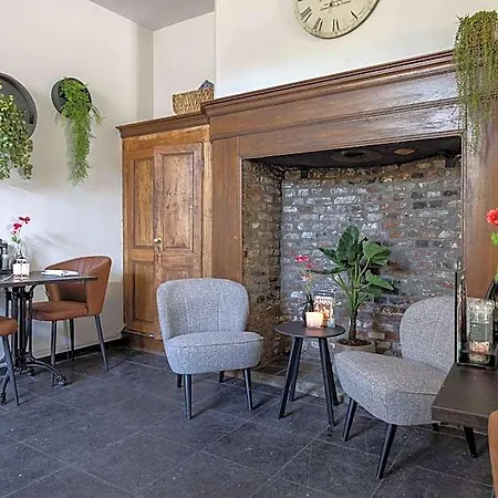Fletcher Restaurant De Burghoeve Hotel 3*