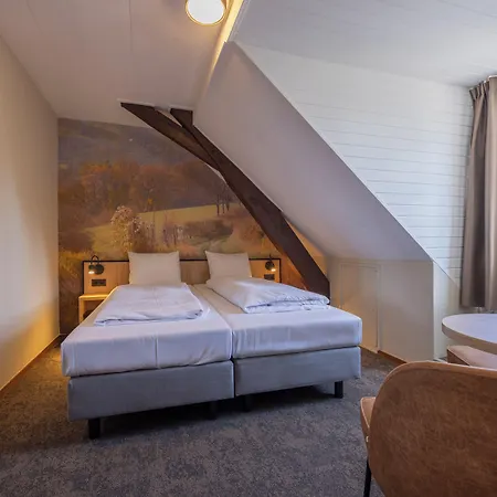 Hotel Fletcher Restaurant De Burghoeve 3*