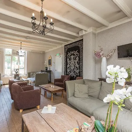 Fletcher Restaurant De Burghoeve 3* Валкенбург