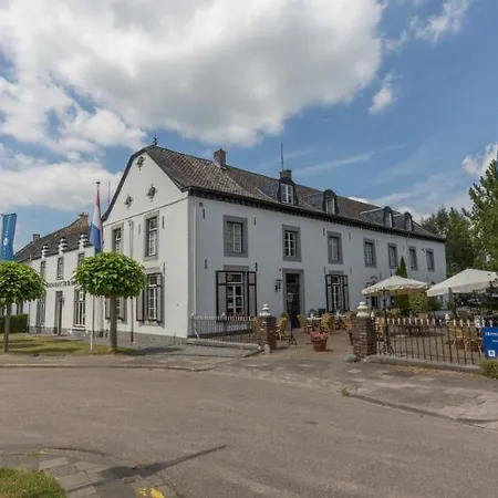 Отель Fletcher Restaurant De Burghoeve 3*