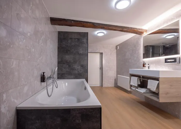 Fletcher Restaurant De Burghoeve Otel