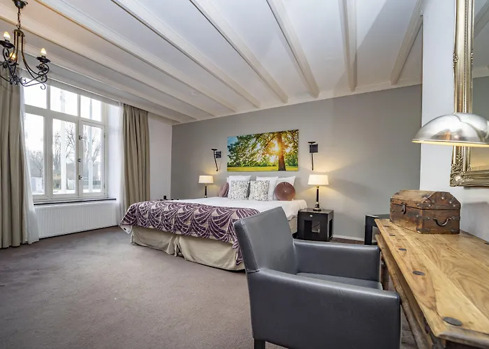 Fletcher Restaurant De Burghoeve Otel