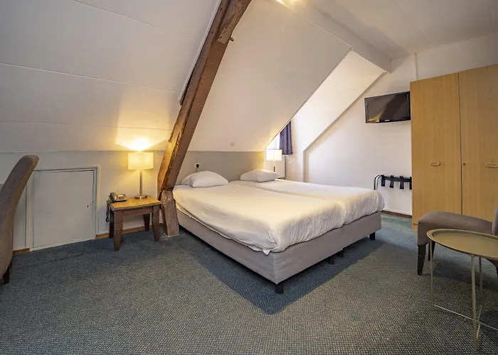 Fletcher Restaurant De Burghoeve Otel